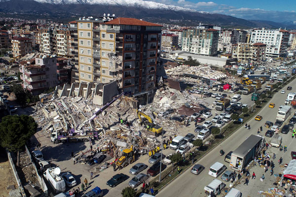 Turkish leader admits ‘shortcomings’ as quake toll tops 15,000