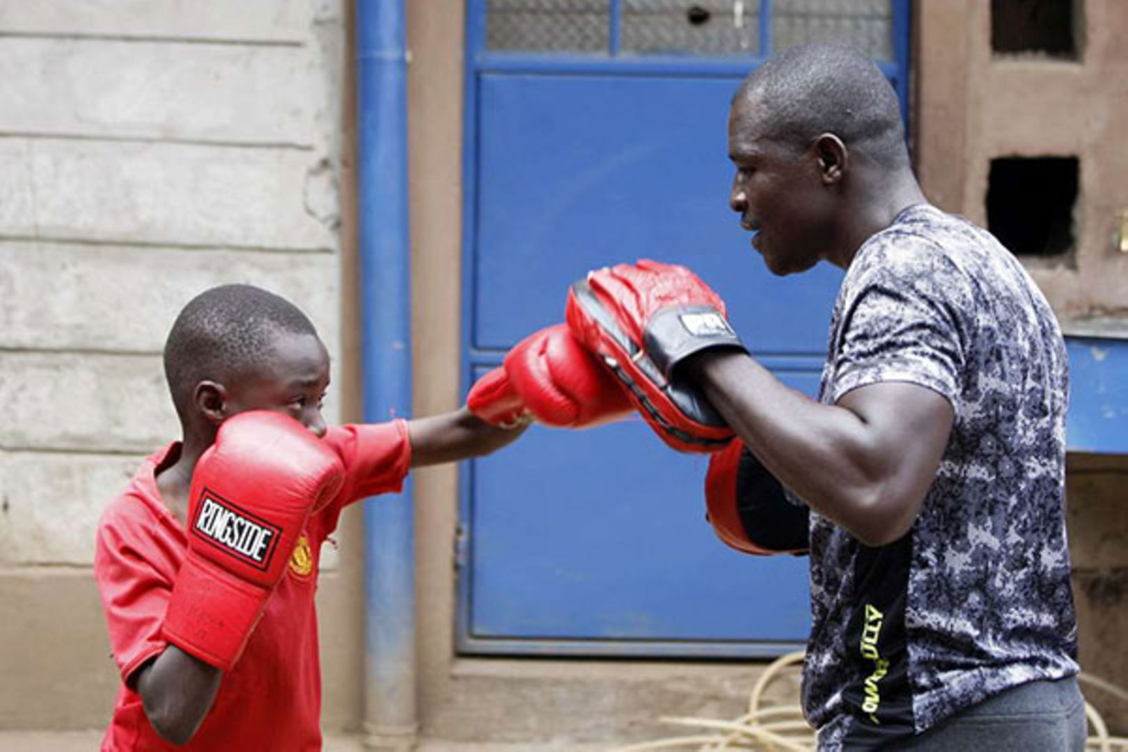 Kenya Boxing Club - The four basic types of blows in boxing: Jab