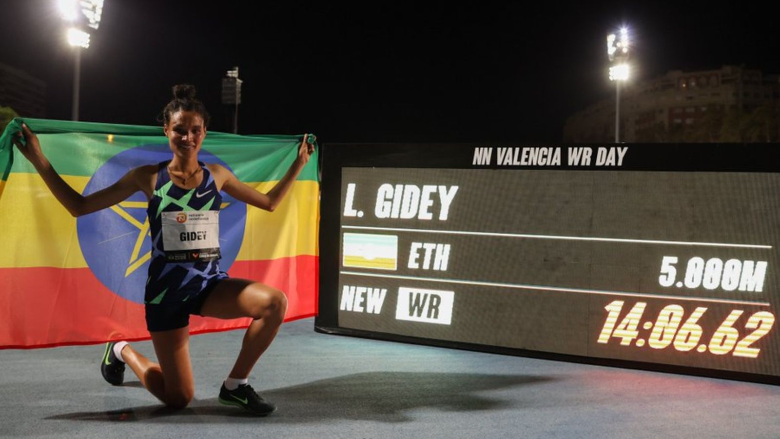 Dutch runner Sifan Hassan smashes women's 10,000 metres world record