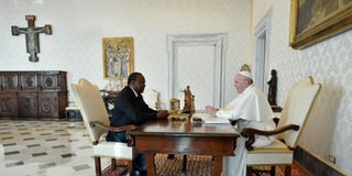 Uhuru meets Pope Francis