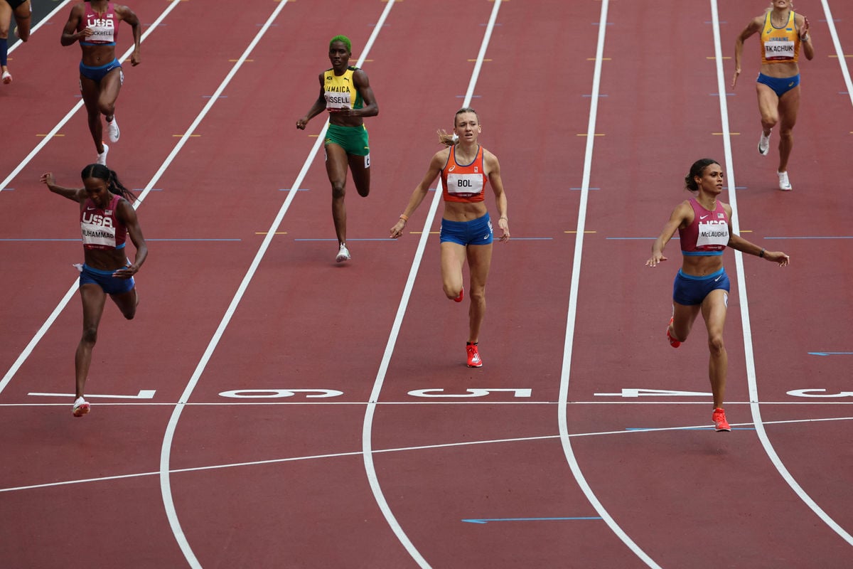 USA's Sydney McLaughlin wins Olympic 400mH gold in world ...