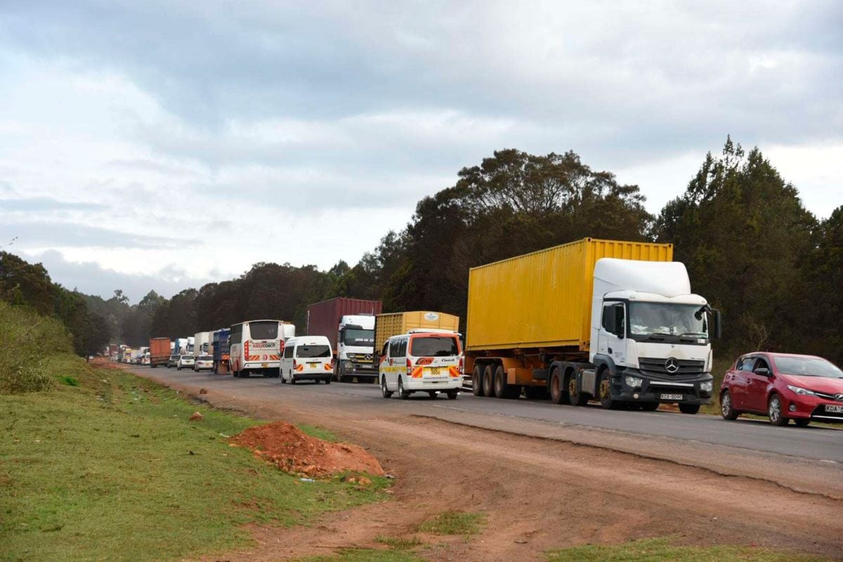 Gang targets transporters on Naivasha-Mai Mahiu highway | Nation