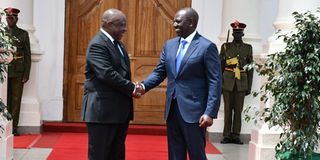 William Ruto Cyril Ramaphosa shaking hands state house visa
