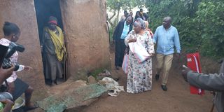 Tessie Mudavadi, the spouse to Prime Cabinet Secretary Musalia Mudavadi with Ahadi Kenya door to door relief food distribution 