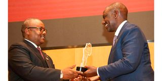 Ruto receives an ALMA Joyce Kafanabo Award
