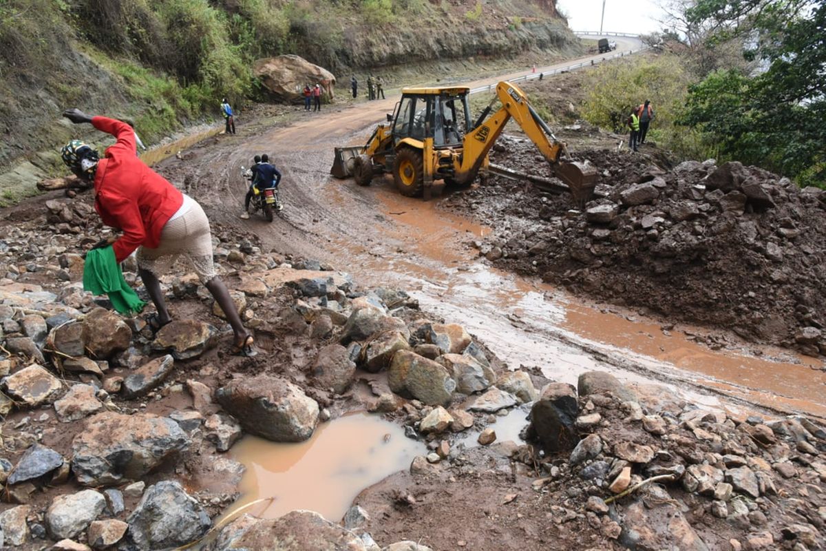 Traffic flow resumes on Iten-Kabarnet road after mudslide