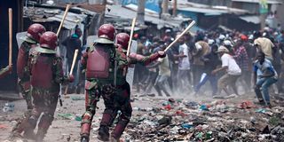 Demonstrators engage police in running battles at Mathare 10 