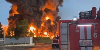 crimea fuel depot fire