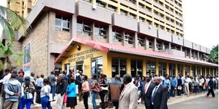 Kenyans queuing for passport services at Nyayo House