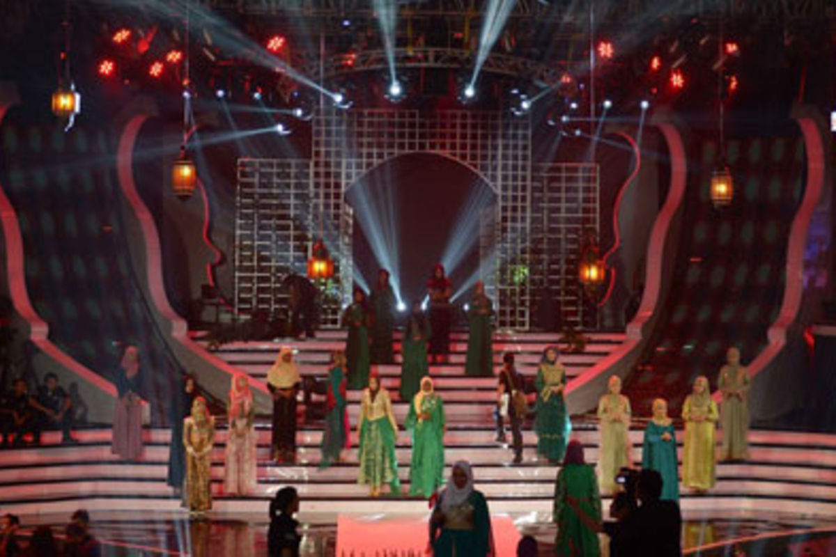 Muslim Beauty Pageant Challenges Miss World Nation